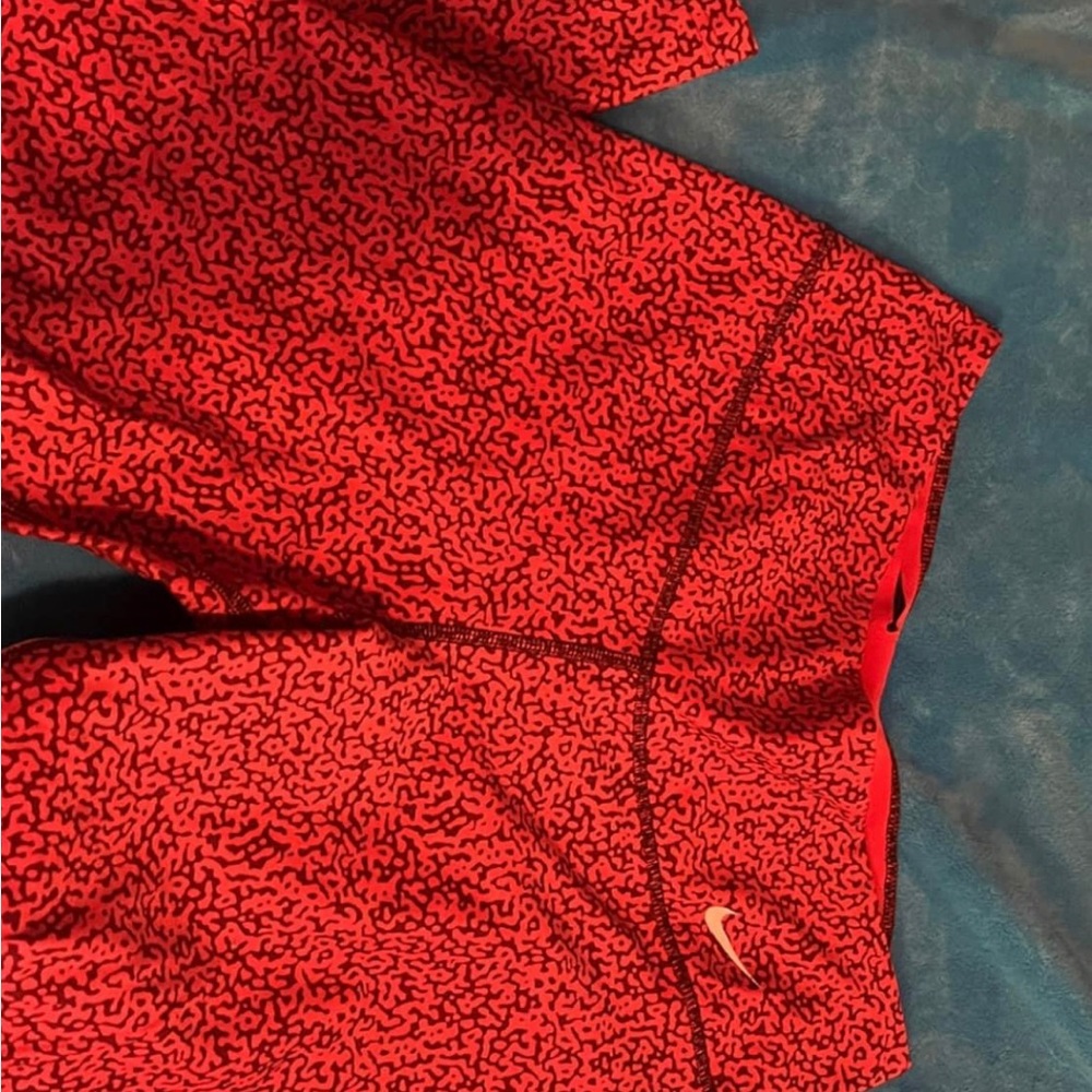 Nike dryfit capris